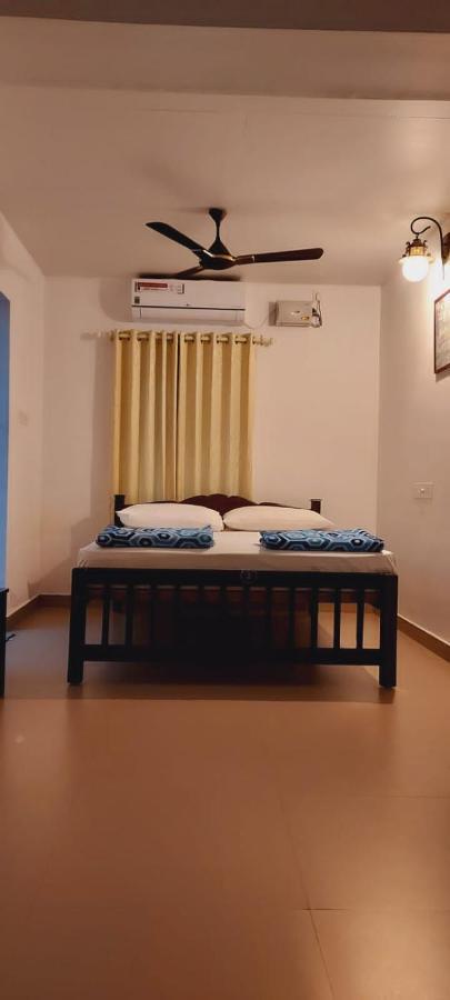 טריואנדרום Seaside Homestay חדר תמונה